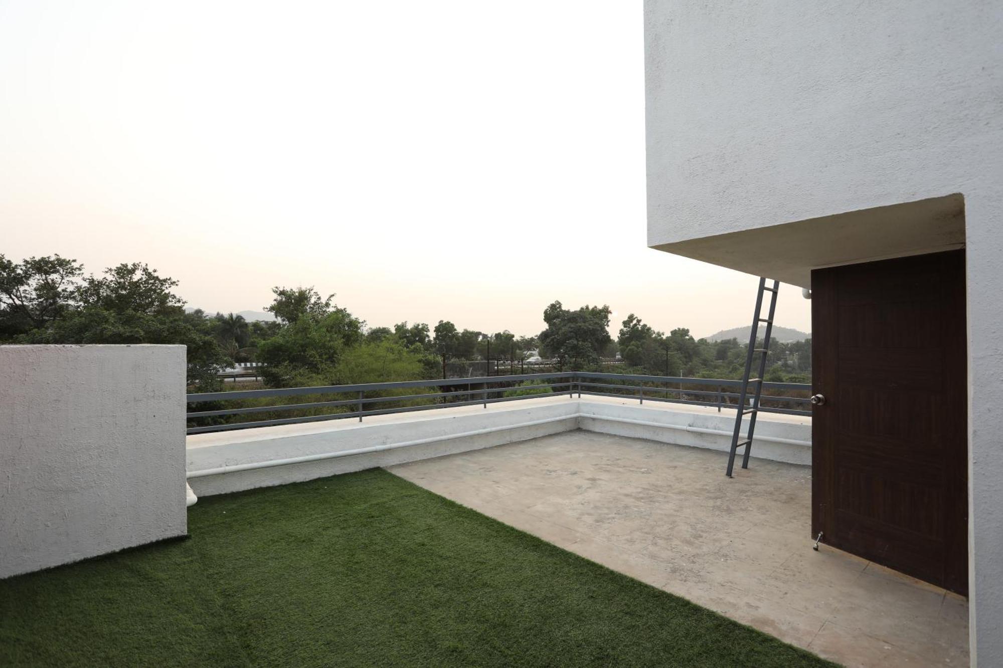 Casa Lola Villa Lonavala Exterior photo